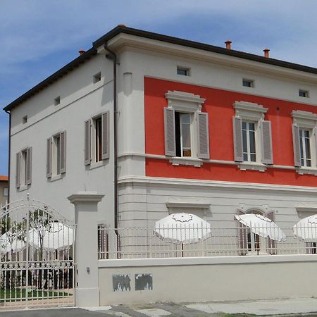 Villino Ermione Ξενοδοχείο Marina Di Pisa Εξωτερικό φωτογραφία