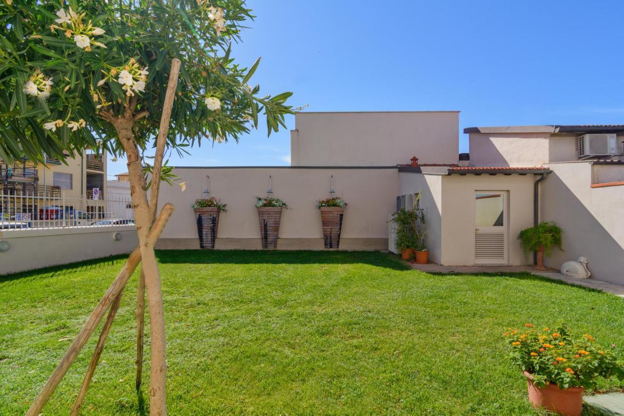 Villino Ermione Ξενοδοχείο Marina Di Pisa Εξωτερικό φωτογραφία