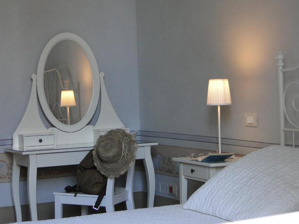 Villino Ermione Ξενοδοχείο Marina Di Pisa Εξωτερικό φωτογραφία