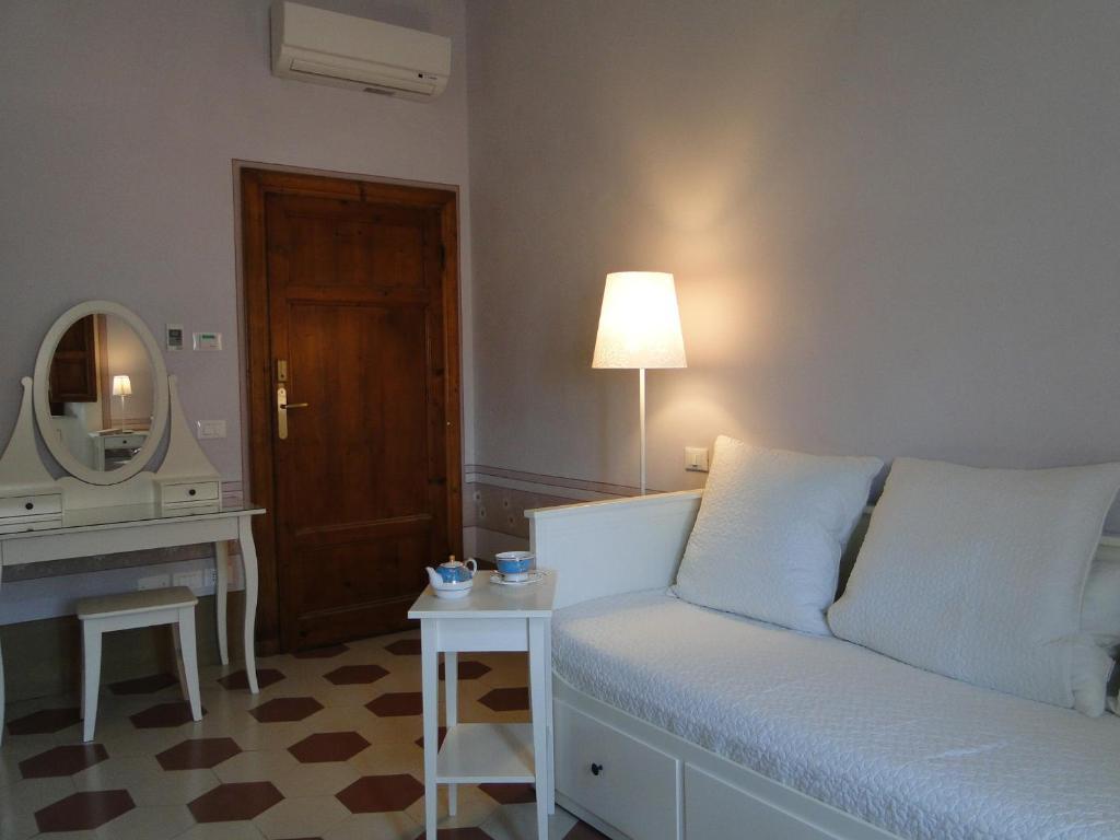 Villino Ermione Ξενοδοχείο Marina Di Pisa Εξωτερικό φωτογραφία
