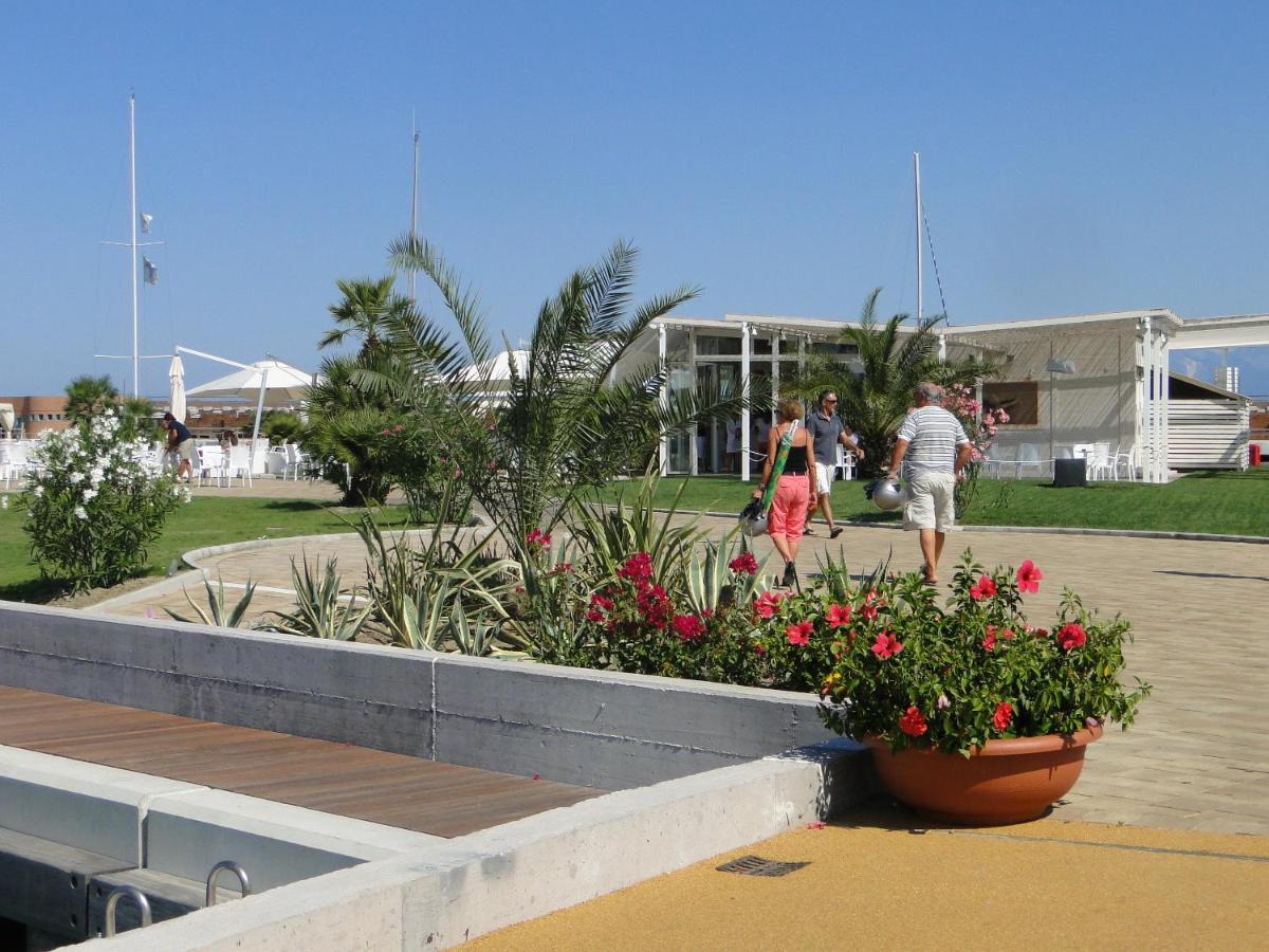 Villino Ermione Ξενοδοχείο Marina Di Pisa Εξωτερικό φωτογραφία